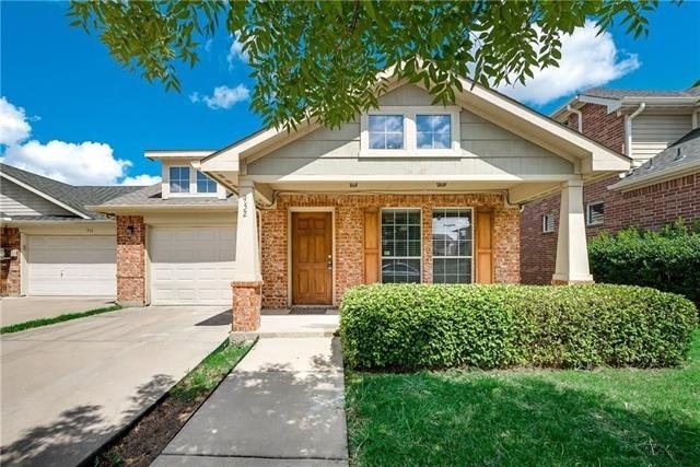 952 Bentwood Trail - Photo 1