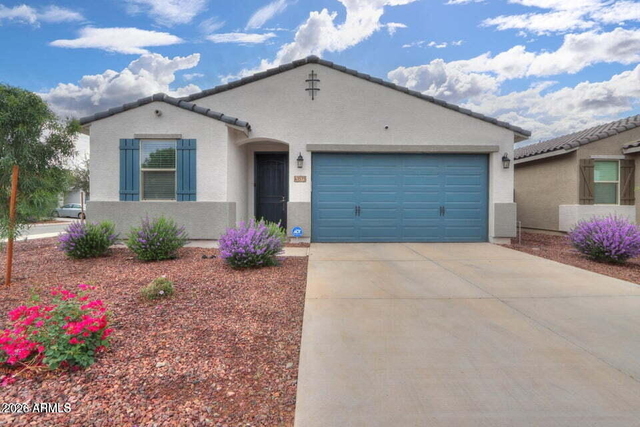 41575 W Saguaro Drive - Photo 1