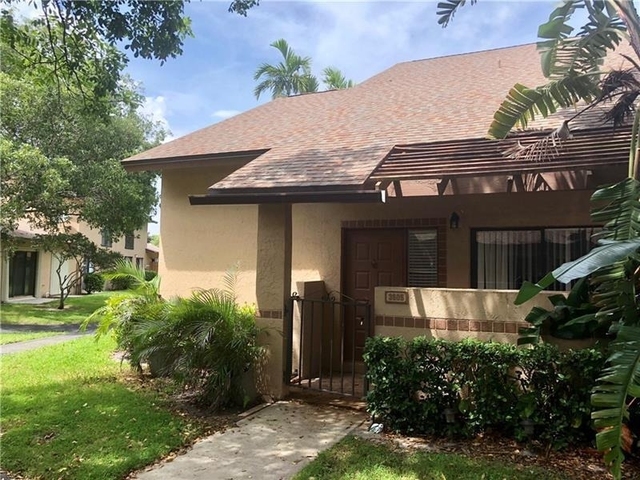 3605 Nw 21st Court - Photo 1
