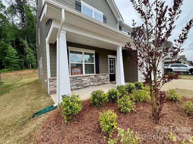 314 Hamptons Cove Road - Photo 1