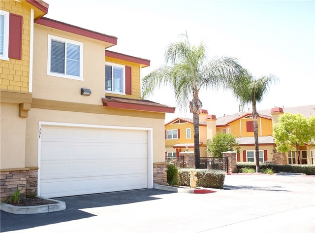 1510 Orange Avenue - Photo 1