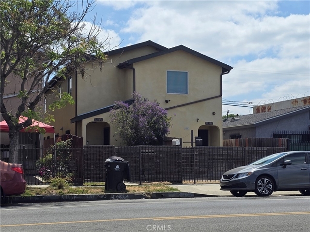 10218 S San Pedro - Photo 1