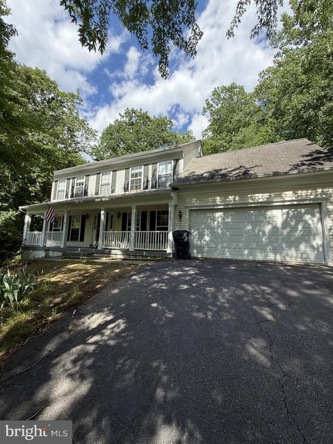3222 Titanic Drive - Photo 1