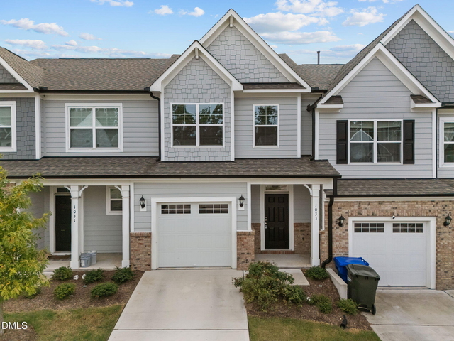 1033 Heartstone Way - Photo 1