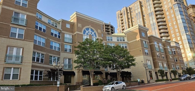 12000 Market Street - Photo 1