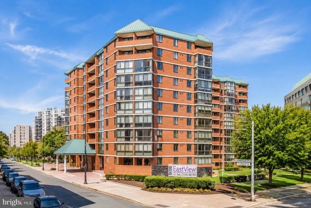 1001 N Randolph Street - Photo 1