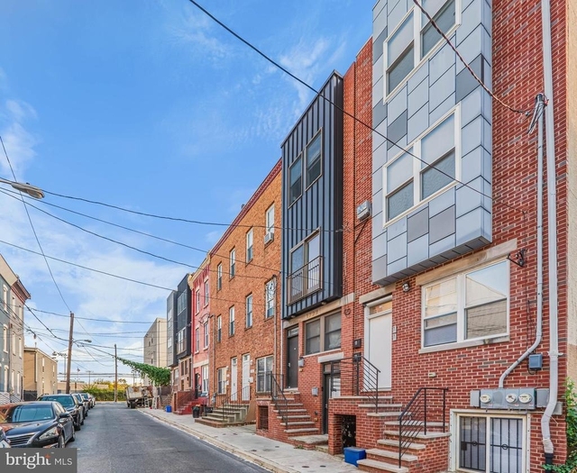 1724 Monument Street - Photo 1