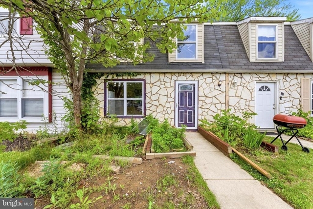 27 Villanova Court - Photo 1