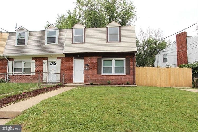 7711 Burnside Road - Photo 1