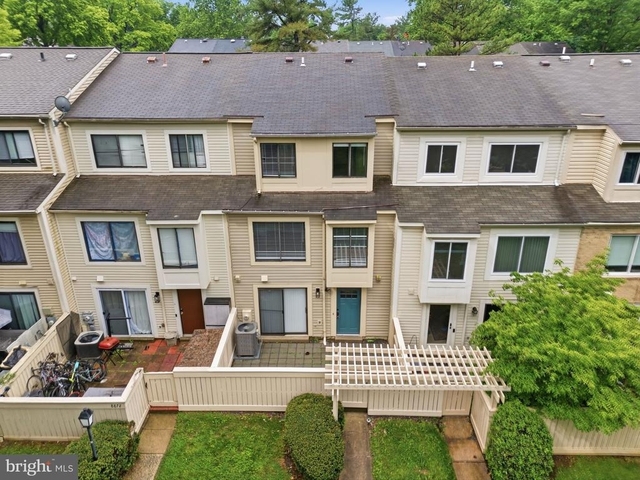 8874 Welbeck Way - Photo 1