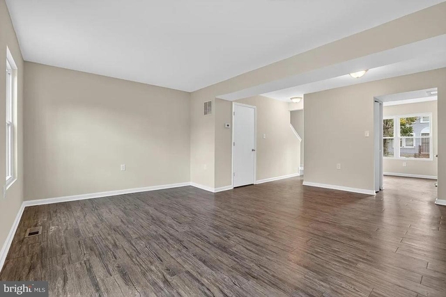 814 Showell Court - Photo 1