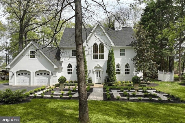 1012 S Creek View Ct. - Photo 1