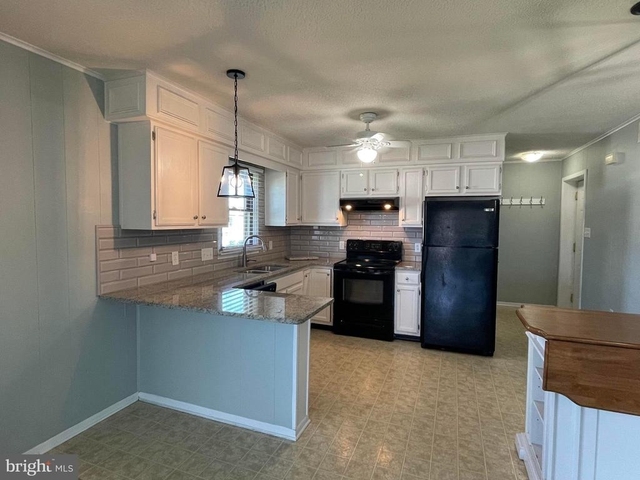 34515 Bushnell Court - Photo 1