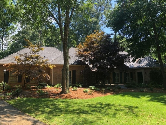 2823 Ridge Valley Road Nw - Photo 1