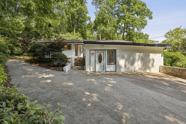 2056a Abby Lane Ne - Photo 1