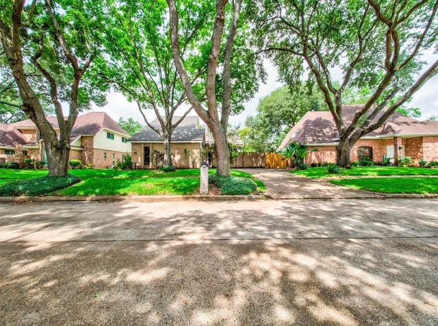 8022 La Brea Drive - Photo 1