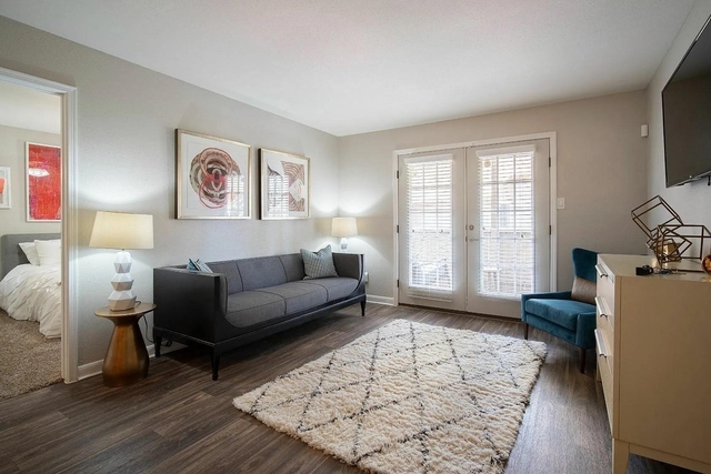 12800 Woodforest Boulevard - Photo 1