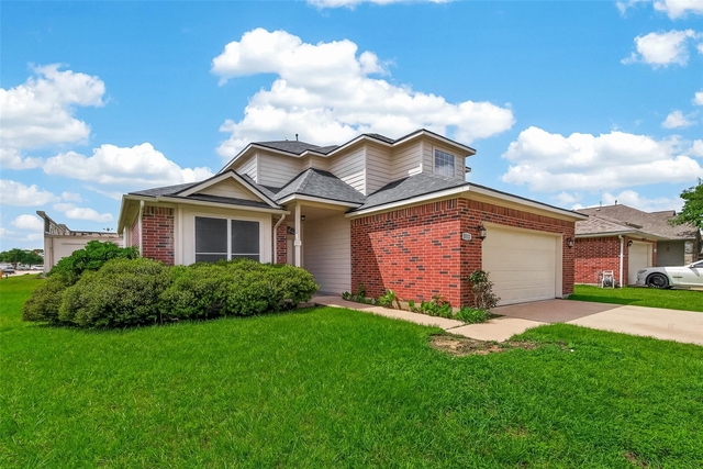 5511 Bear Paw Circle - Photo 1