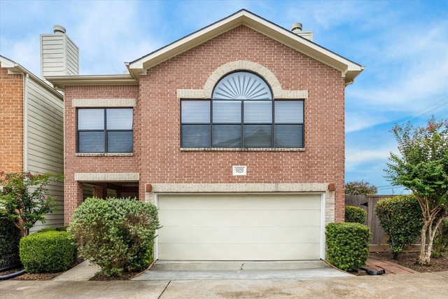 9829 Riddlelink - Photo 1
