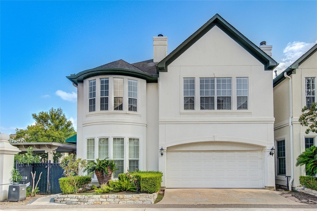 2124 Nantucket Drive - Photo 1