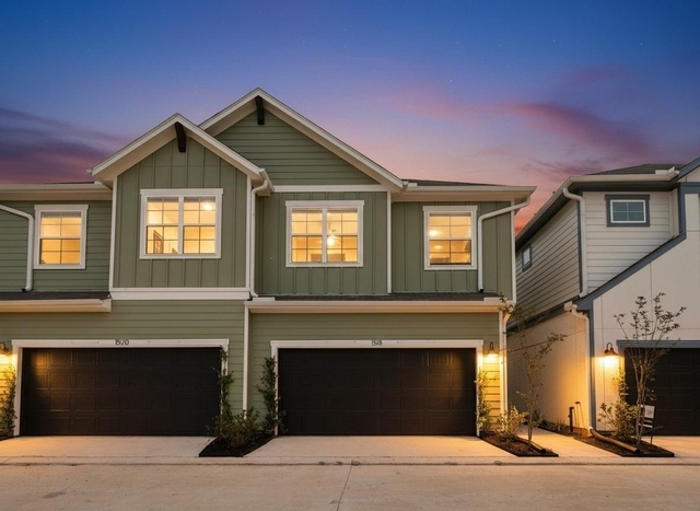 1518 Colonial Gorge Drive - Photo 1