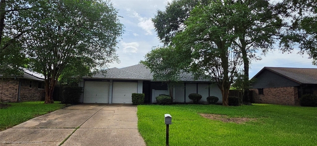 2204 Mimosa Court - Photo 1