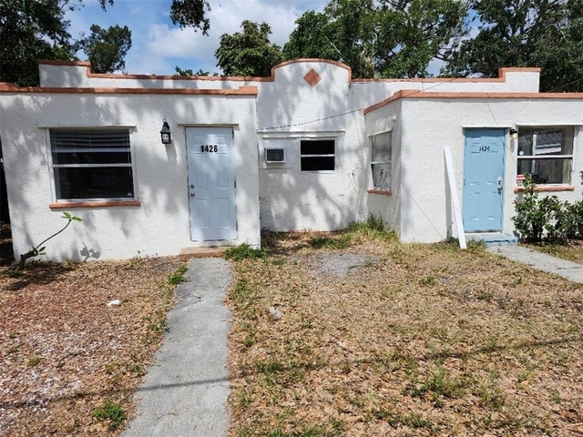 1426 10th Street W - Photo 1