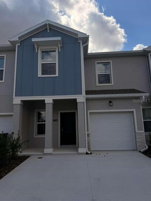 2728 Skyline Loop - Photo 1