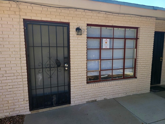 2607 Nations Avenue - Photo 1