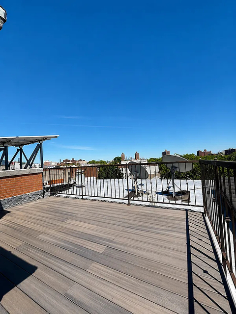 944 Fulton Street - Photo 1