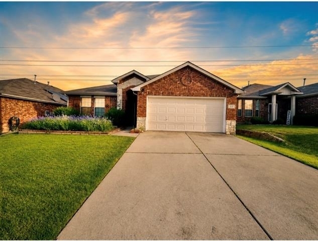 717 Kentucky Derby Lane - Photo 1