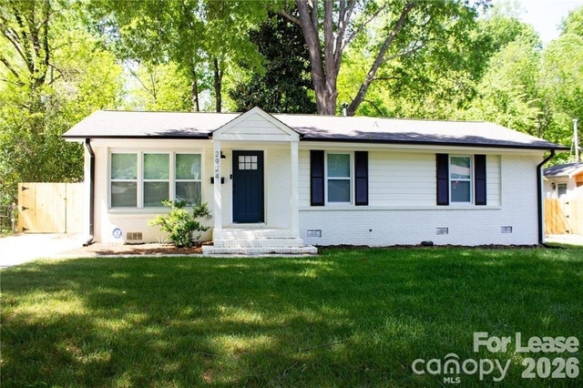 2924 Edsel Place - Photo 1