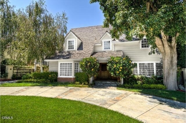 3935 Mary Ellen Avenue - Photo 1