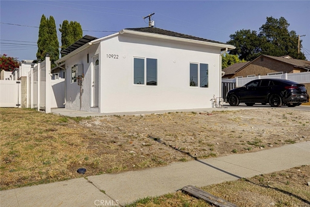 10920 Nassau Ave. - Photo 1