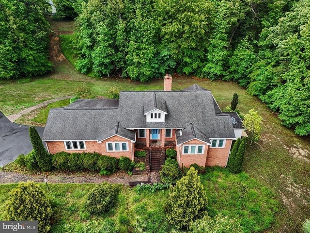 10 Piper Place - Photo 1
