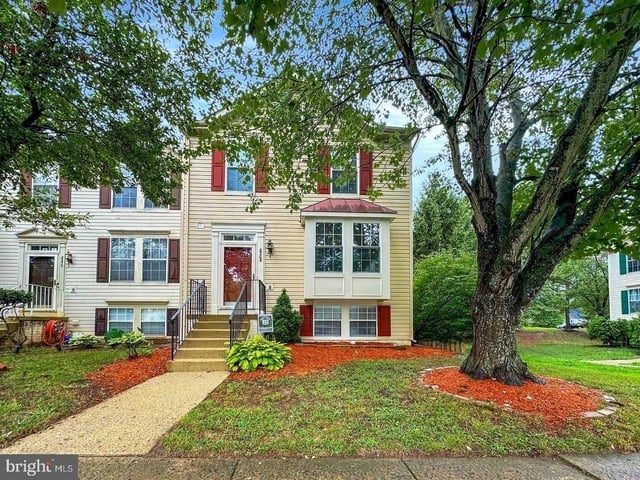 8268 Vermont Place - Photo 1