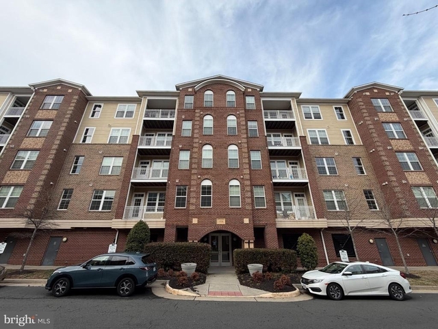 13722 Neil Armstrong Avenue - Photo 1