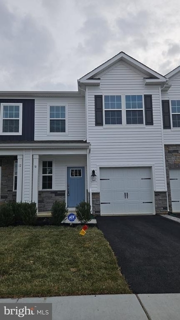 10 Reagan Lane - Photo 1