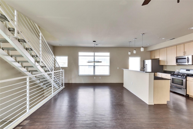 2606 Wilson St - Photo 1