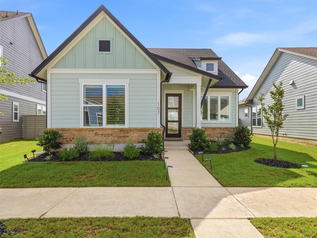 107 Breda Ave - Photo 1
