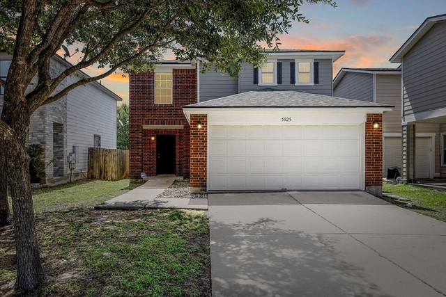 5525 Victory Gallop Dr - Photo 1