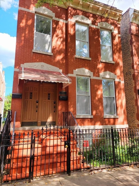 837 N Winchester Avenue - Photo 1