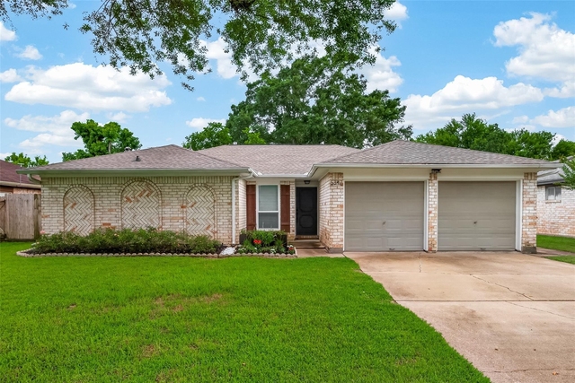 5347 Lincoln Green Drive - Photo 1