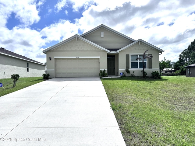 2158 Jupiter Boulevard Sw - Photo 1