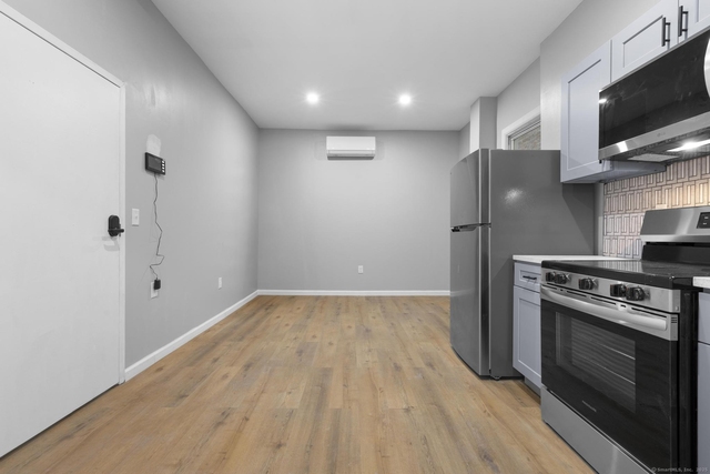 140 Grand Street - Photo 1