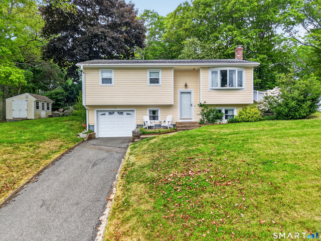 73 Warren Avenue - Photo 1