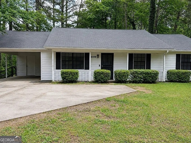 6454 W Fayetteville Road - Photo 1