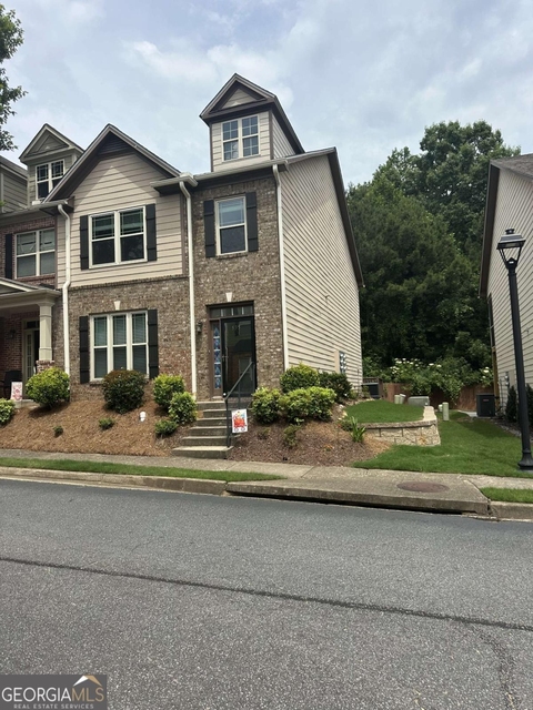 535 Ridge View Crossing - Photo 1