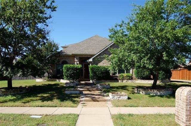 907 Mustang Ridge Drive - Photo 1