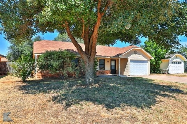 3674 Radcliff Road - Photo 1